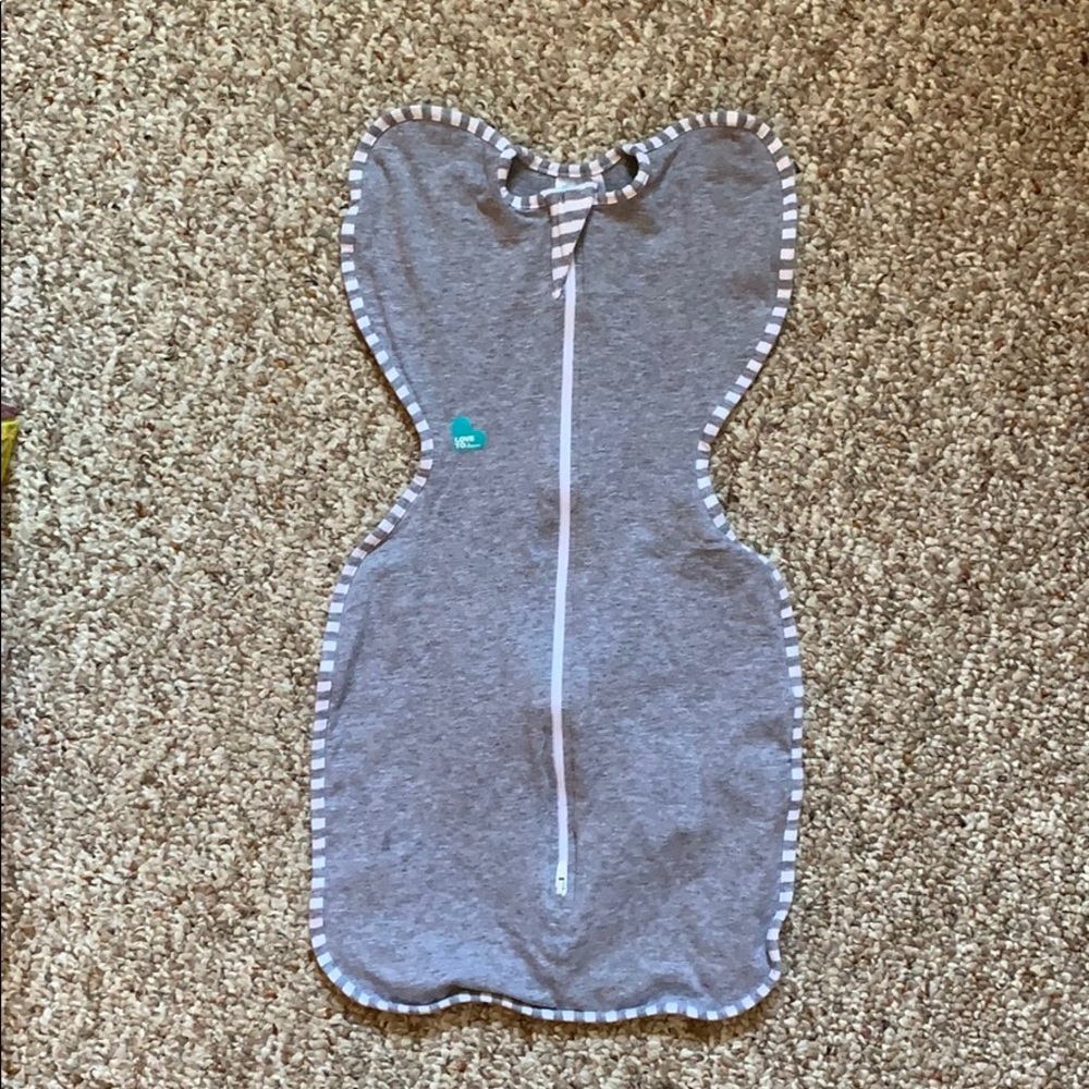 Baby swaddle -SwaddleUp love to dream